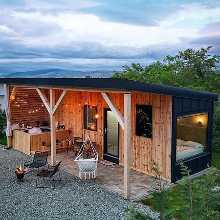 Kubiq Transalpina Villa Péterfalva Kültér fotó