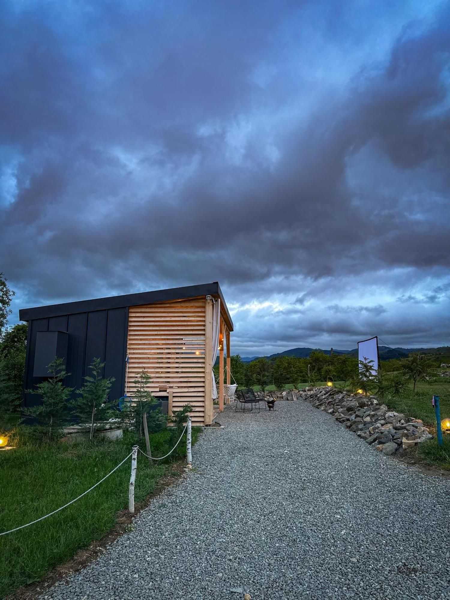 Kubiq Transalpina Villa Péterfalva Kültér fotó